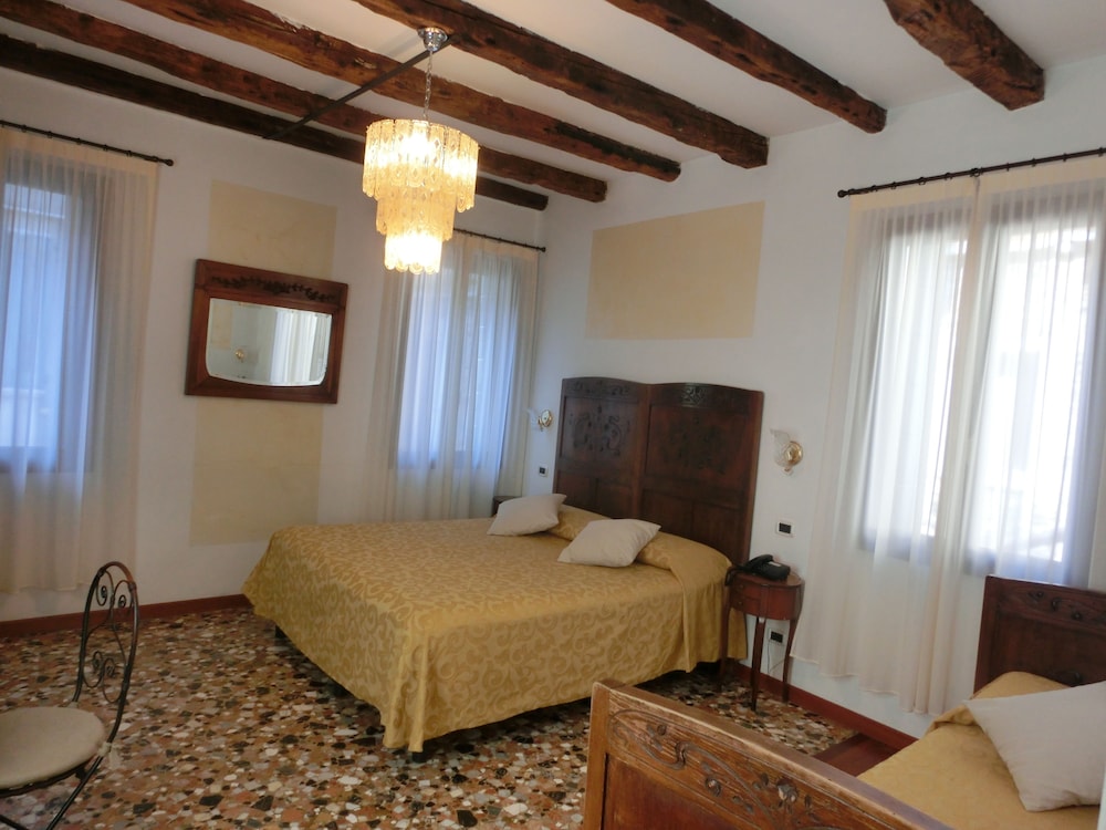 Locanda Art Deco 36/49