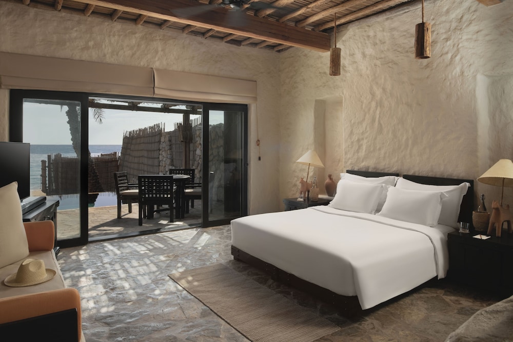 Suite, Villa, King Bed, Beach Front, Sofa, Private Pool