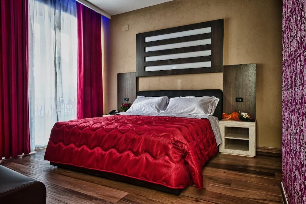 Hotel Angioino Spa 17/36