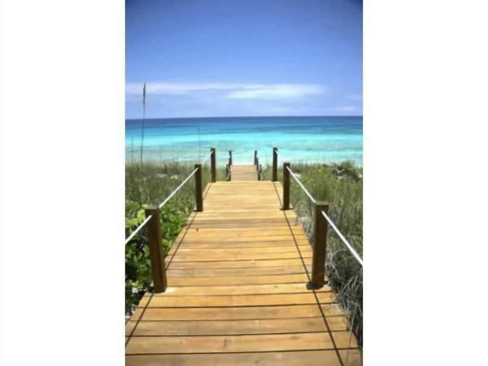 Saint Francis Resort 40/50