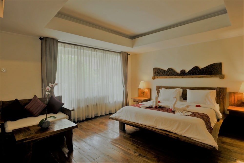 Sri Ratih Cottages 16/50