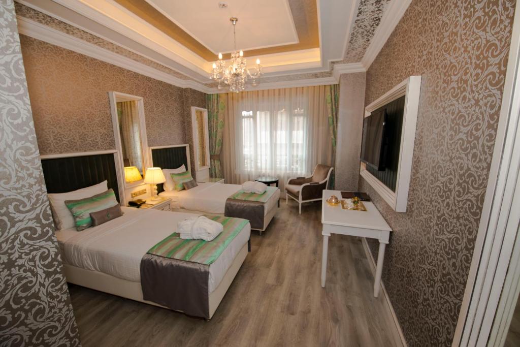 City, Standard, Twin Beds