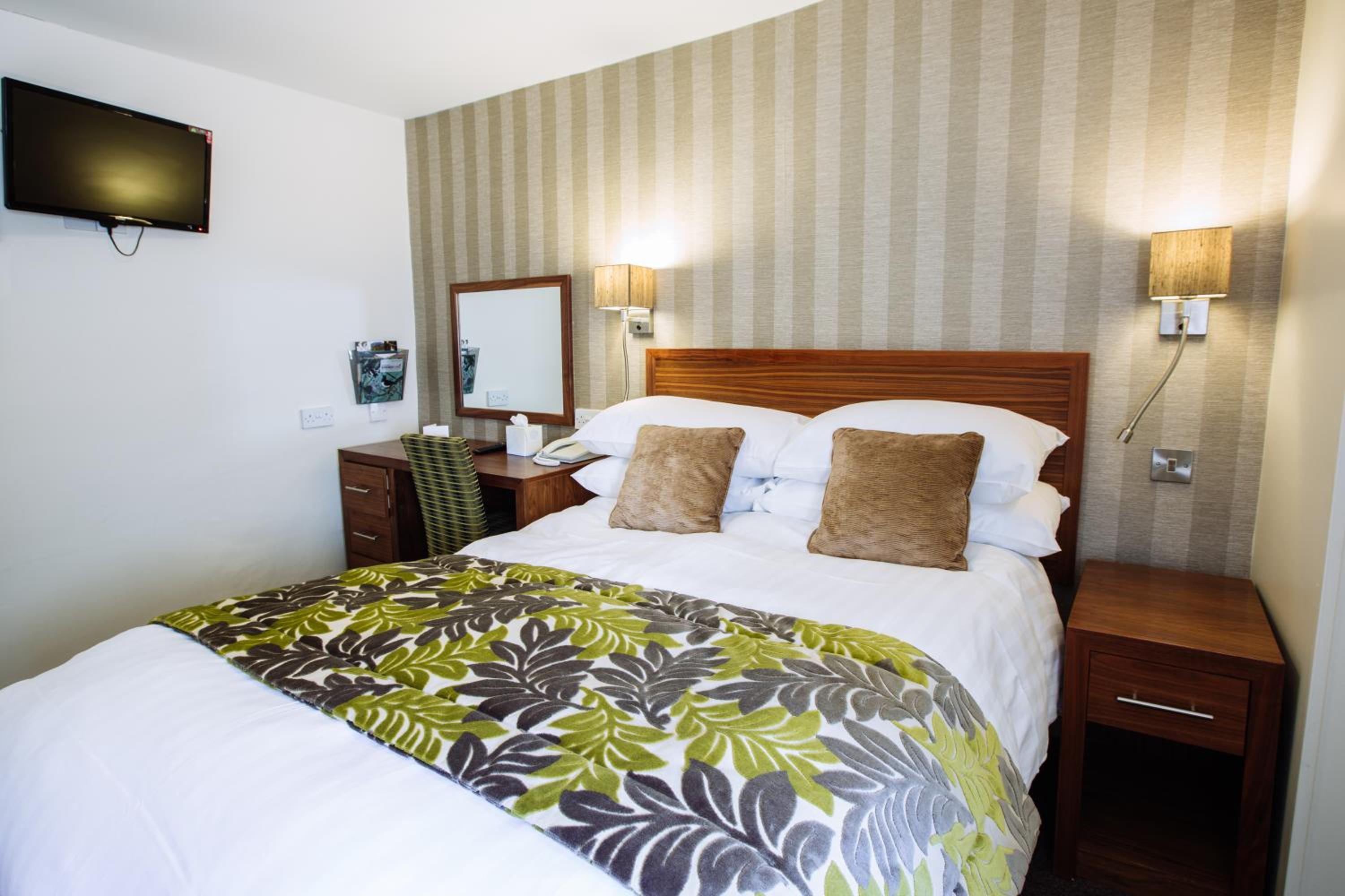 Room, Double Bed