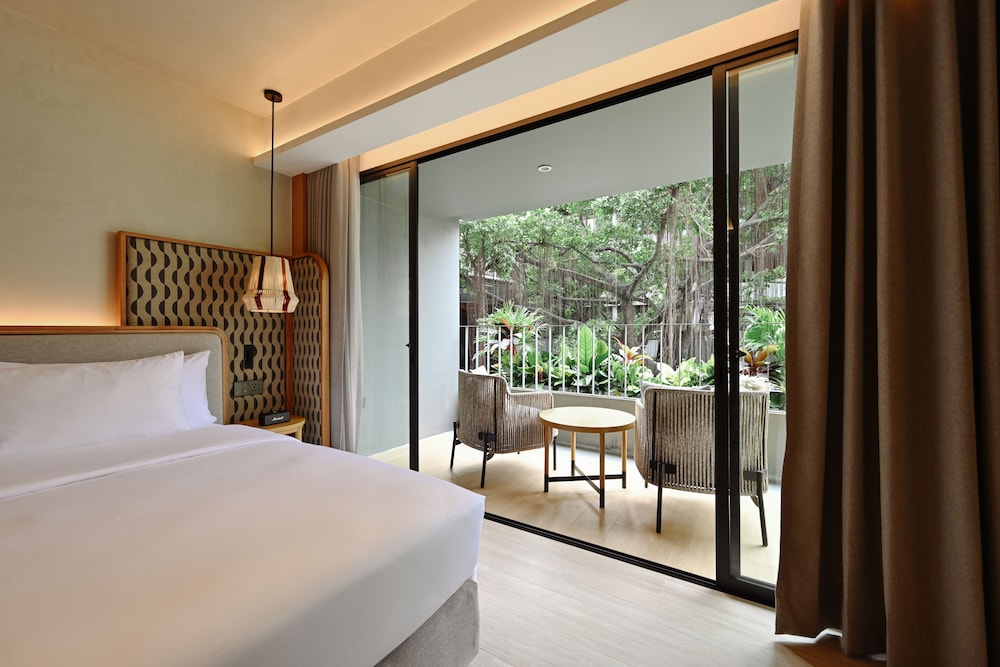 PREMIER, KING BED, TERRACE