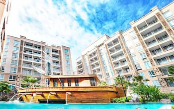 Atlantis Condo And Water Park Pattaya By The Sea 3/50