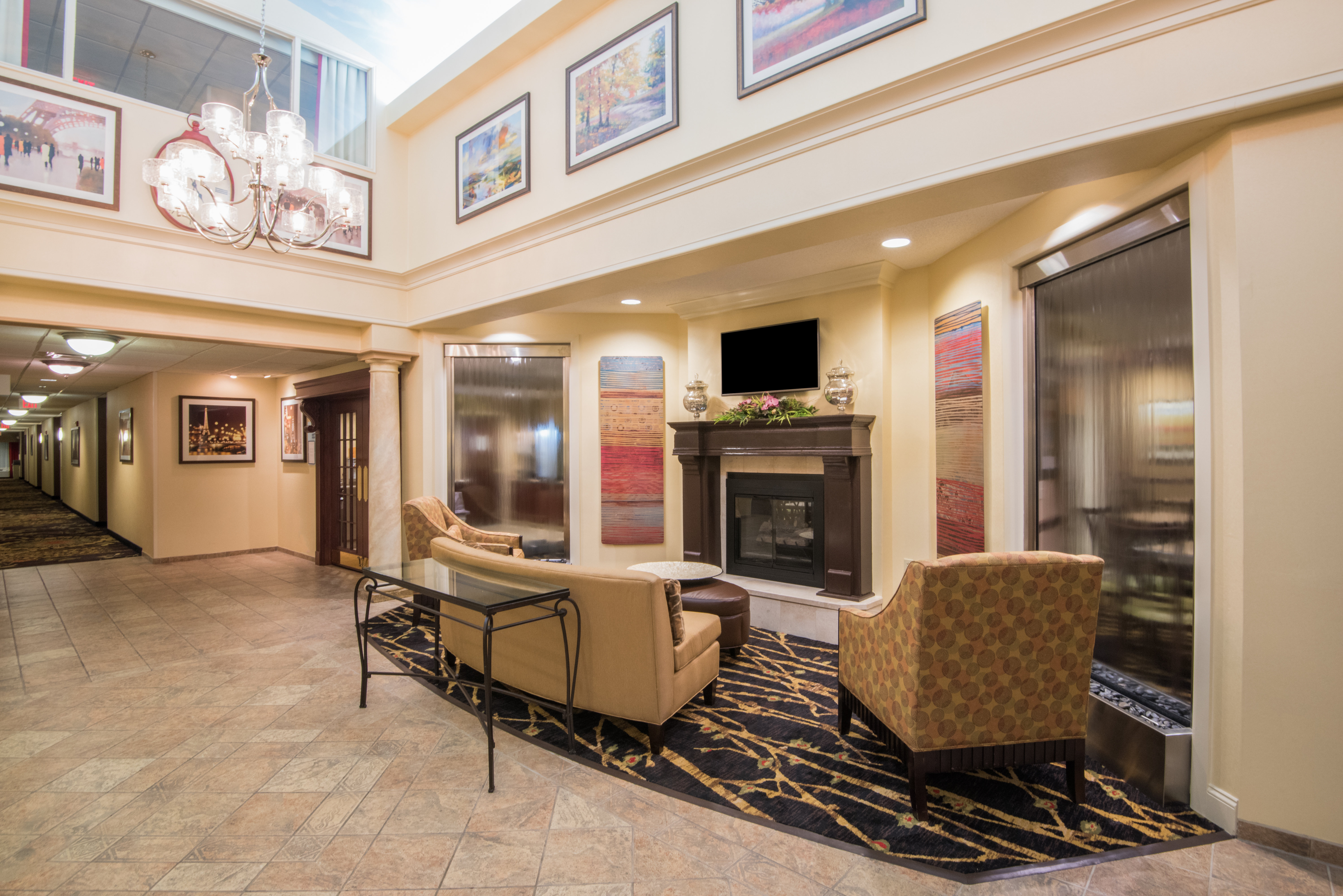 Holiday Inn Express Hotel Suites Sharon Hermitage 36/59