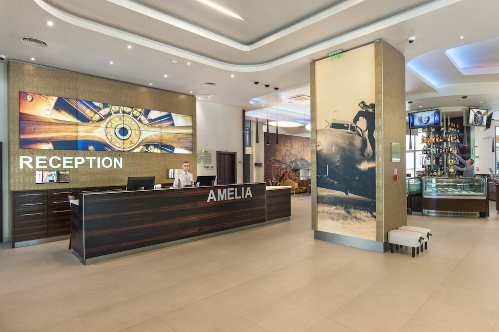 AMELIA HOTEL 13/45