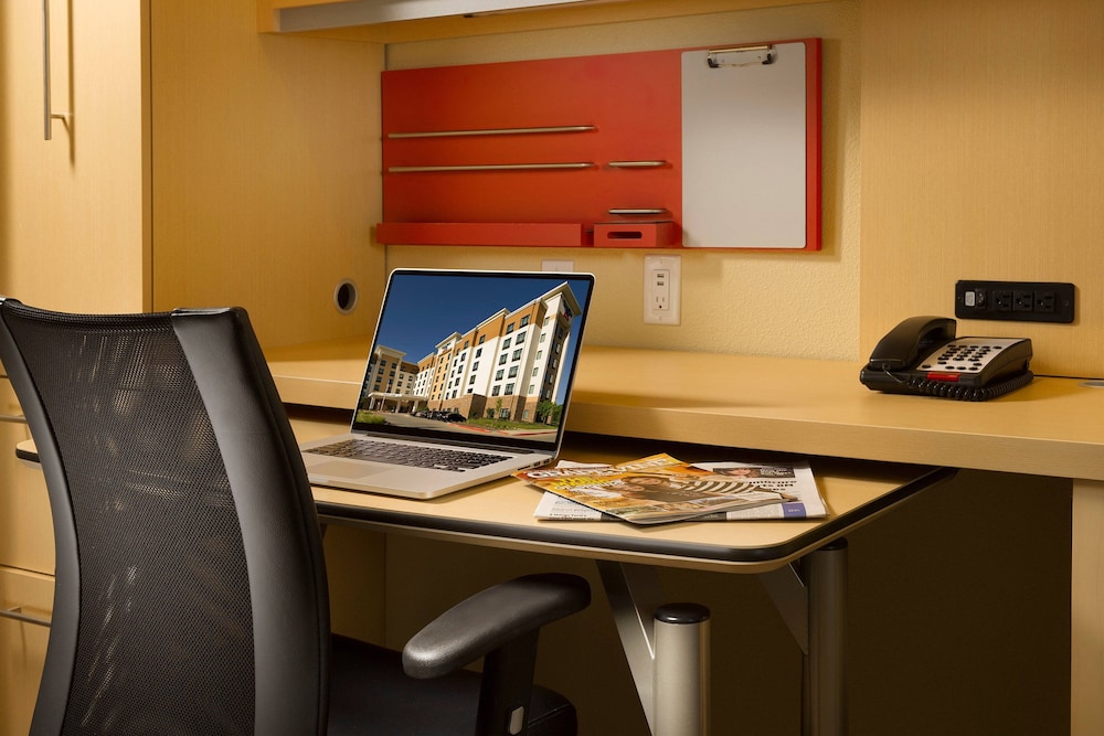 TownePlace Suites by Marriott Dallas DFW Airport North/Grapevine 39/50