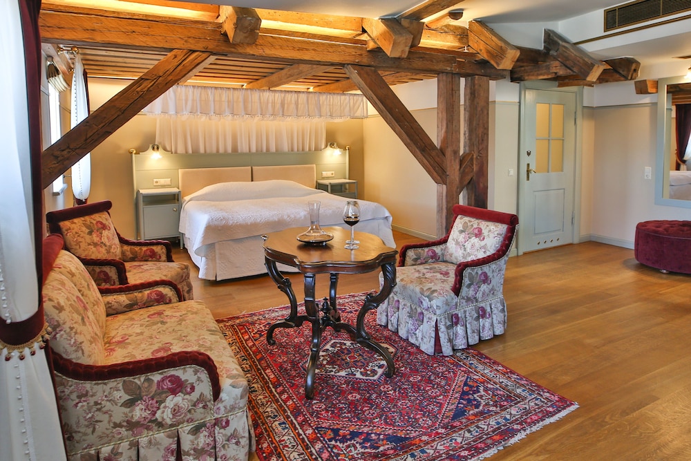 Antonius Boutique Hotel 32/48