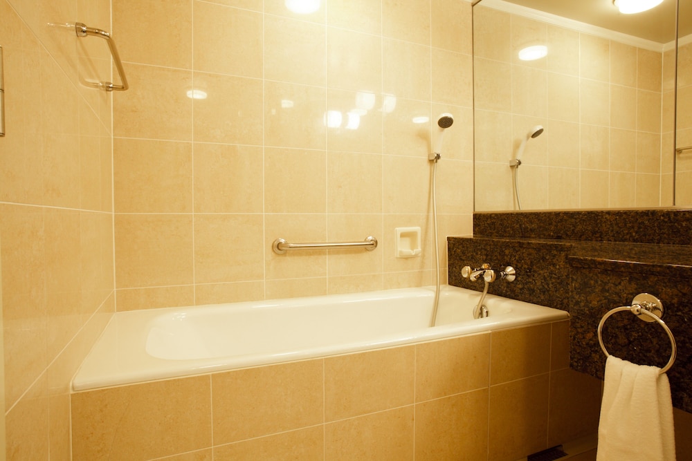 Hida Hotel Plaza 63/63
