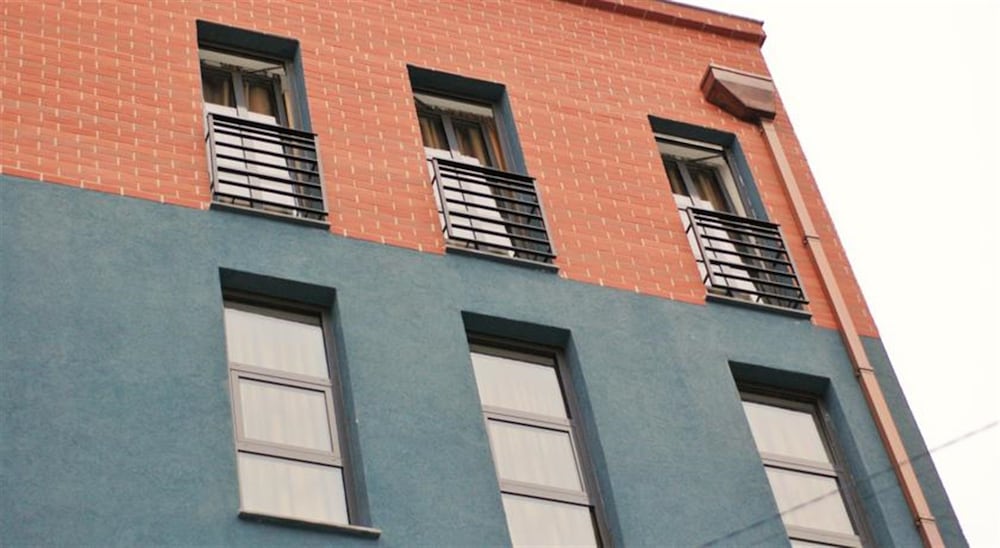 VAVIEN HOTEL 2/30
