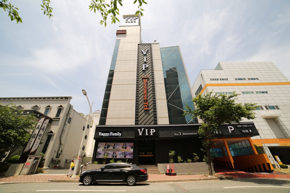 Vip Hotel Mok-Po 40/59