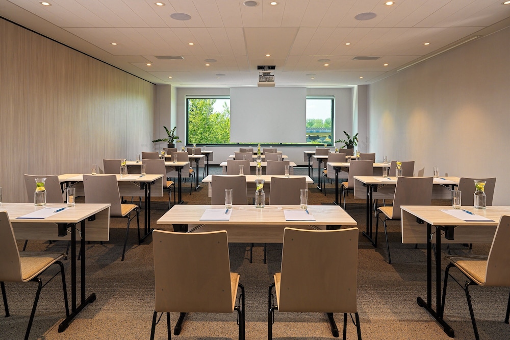 Four Points by Sheraton Warsaw Mokotow 36/44