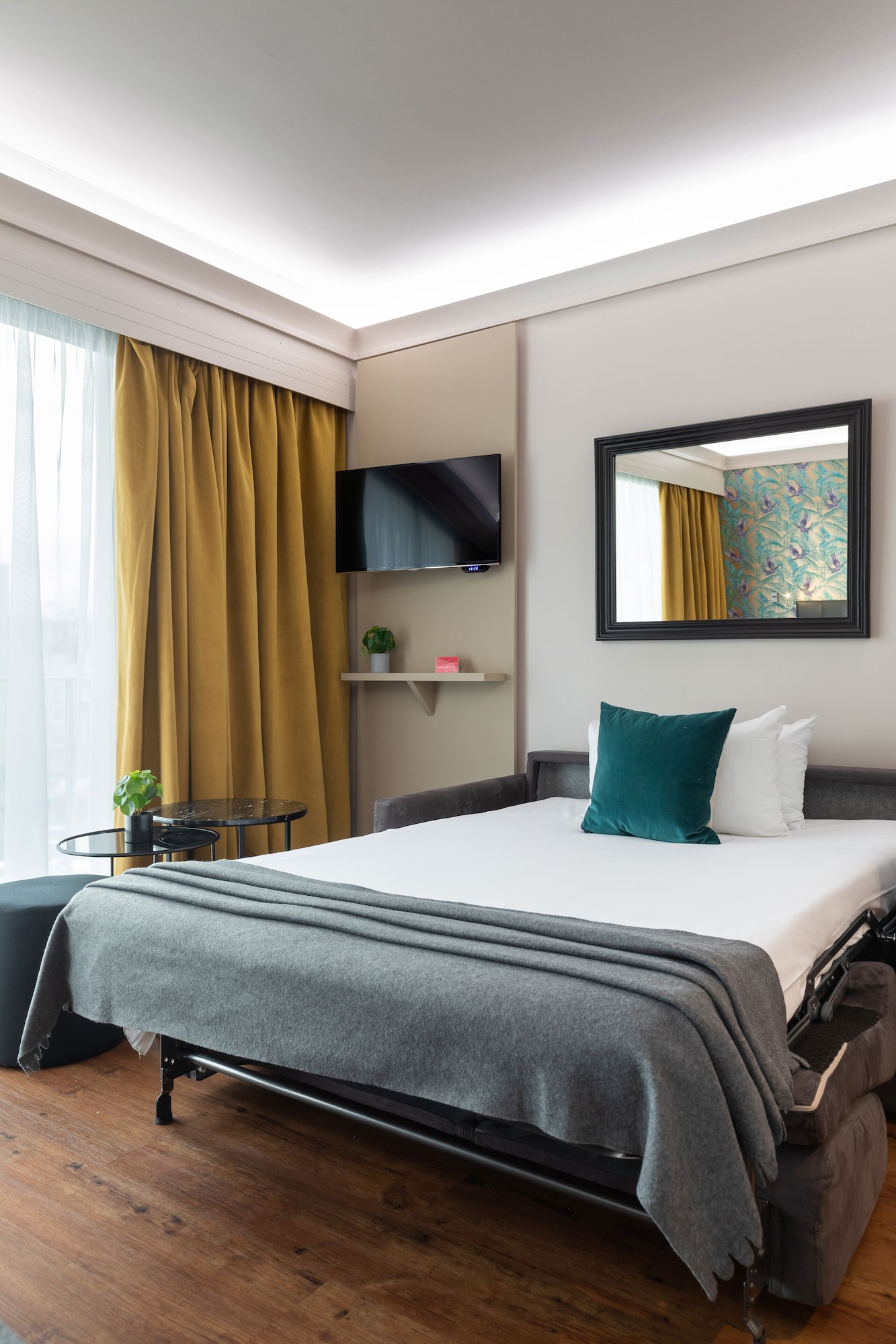 Triple room