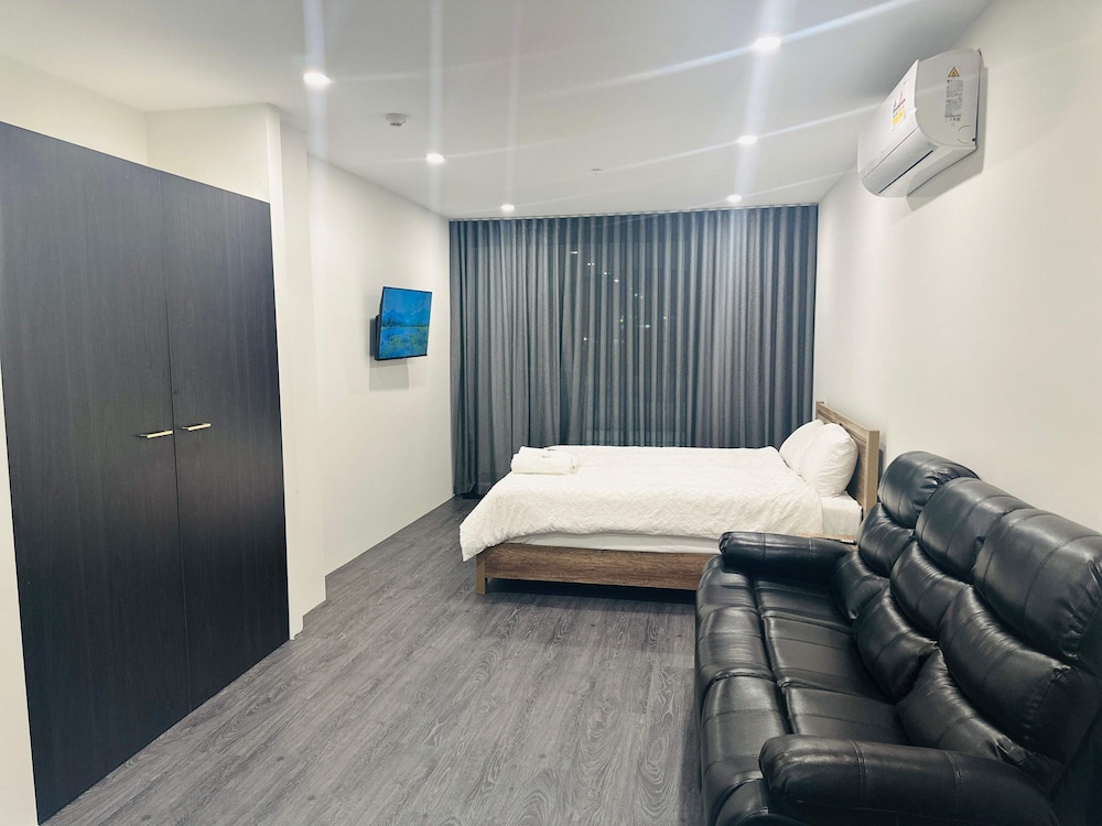 Exodus Dandenong Apartment Hotel 16/50