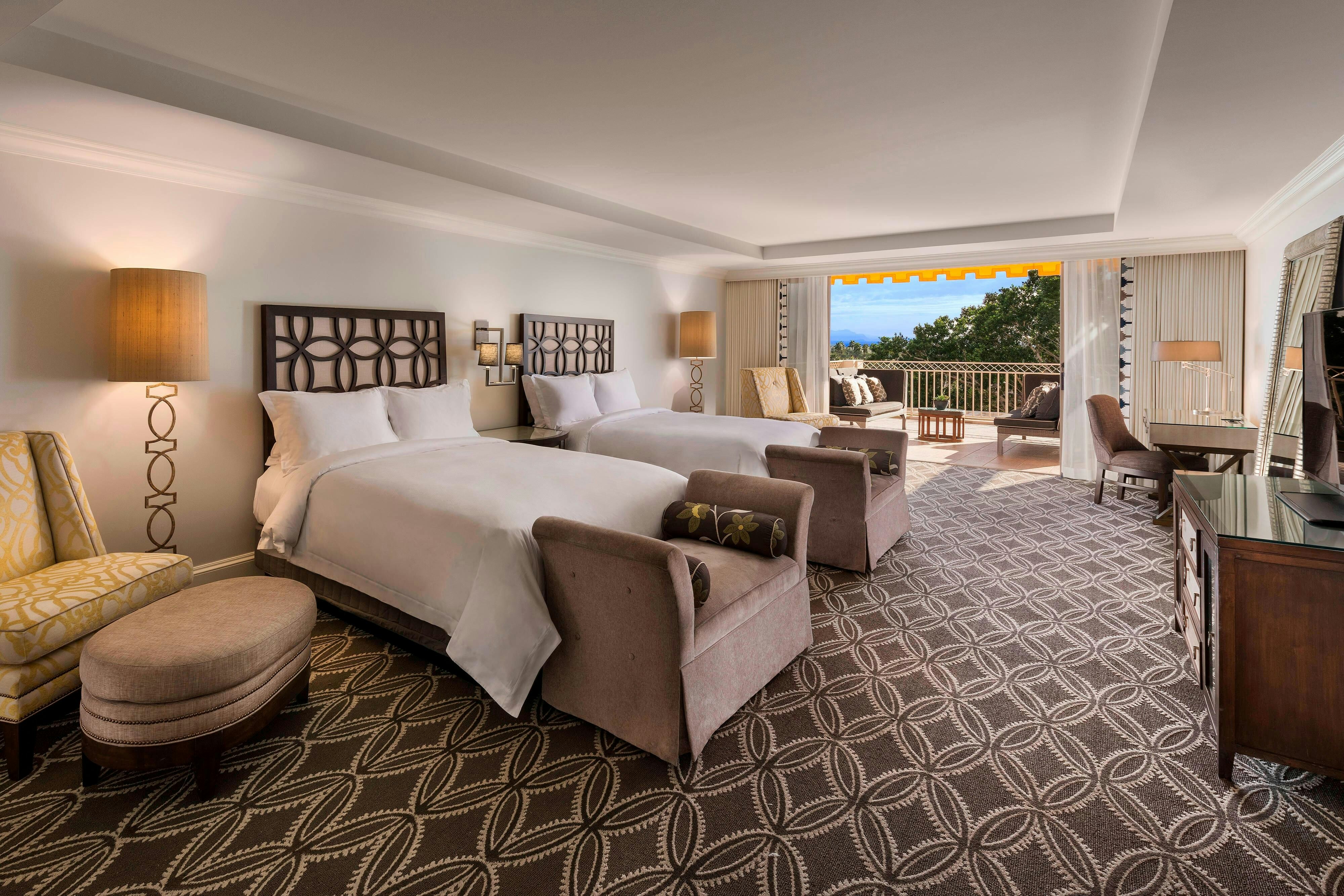 The Phoenician A Luxury Collection Resort 15/50