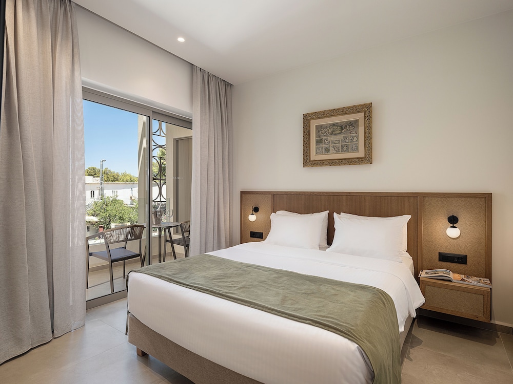 Inea Hotel and Suites 34/78