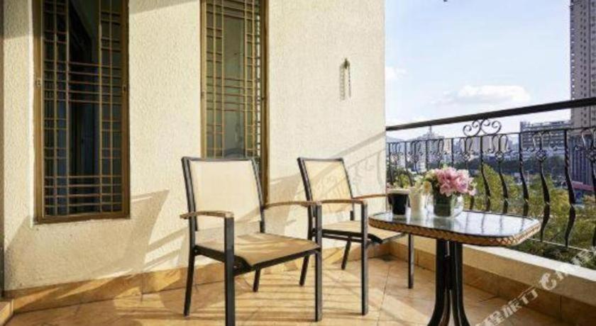 Country Garden Phoenix Hotel Yunfu 23/35