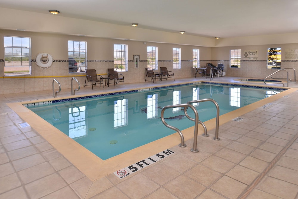 Hampton Inn Van Horn 5/48