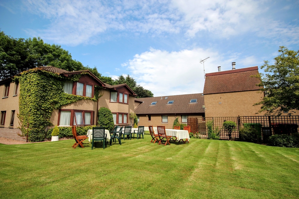 Strathburn Hotel Inverurie by Compass Hospitality 44/50