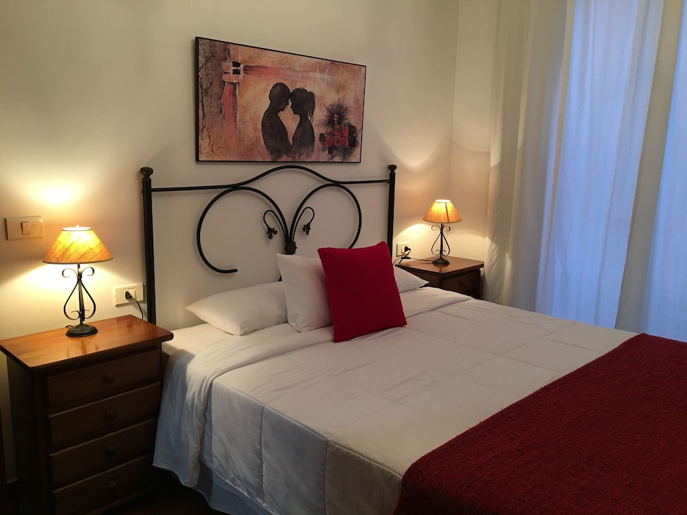 Apartamentos Los Verodes 16/50