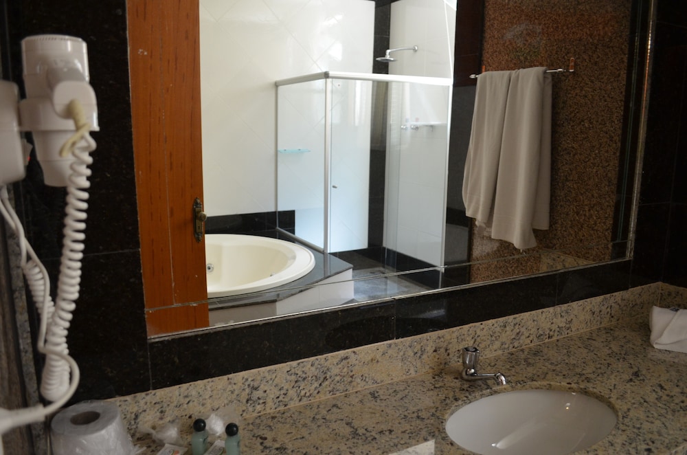 Hotel Green Hill 32/34