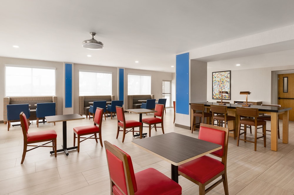 Holiday Inn Express Vero Beach West I 95 27/39
