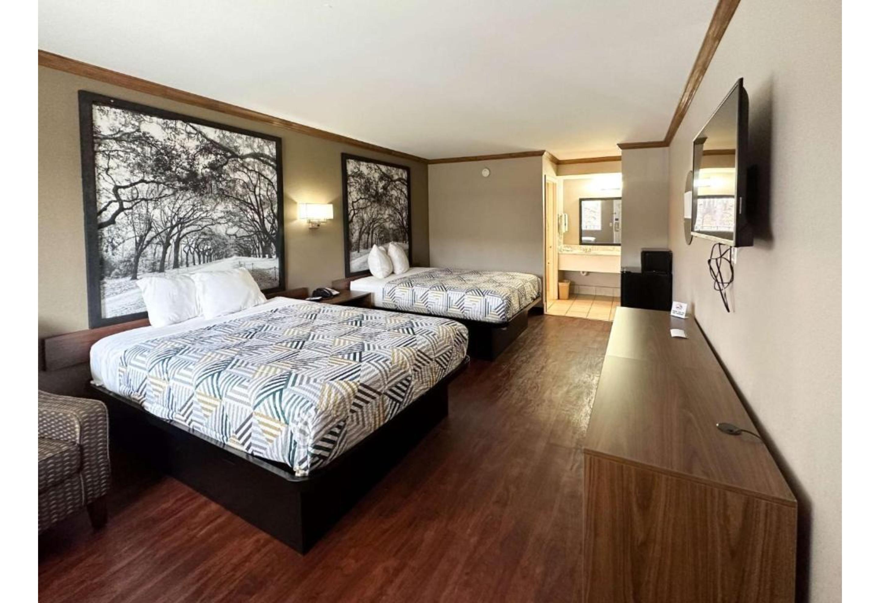 2 Full Beds - Smoking, Micfridge