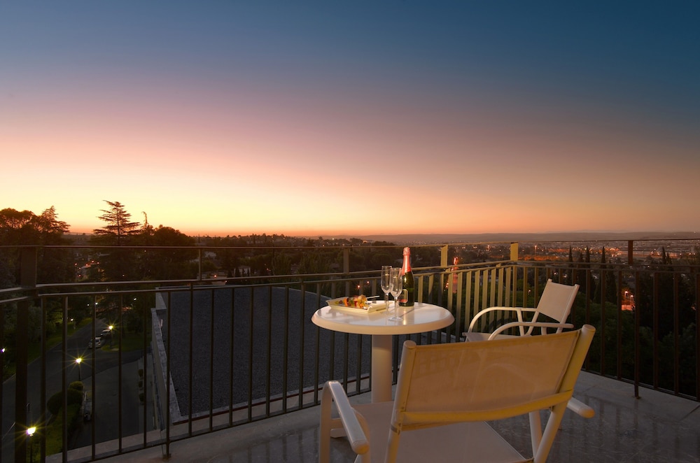 Parador de Cordoba Hotel 47/50