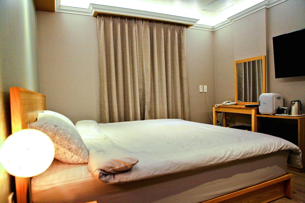 Jeju Sejong Hotel 24/37