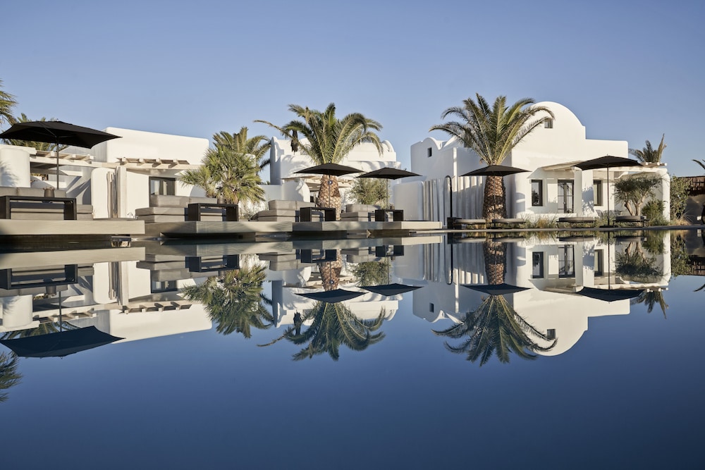 Nobu Hotel Santorini