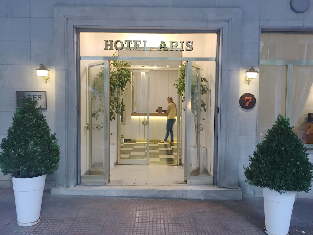 Ares Athens Hotel 42/52