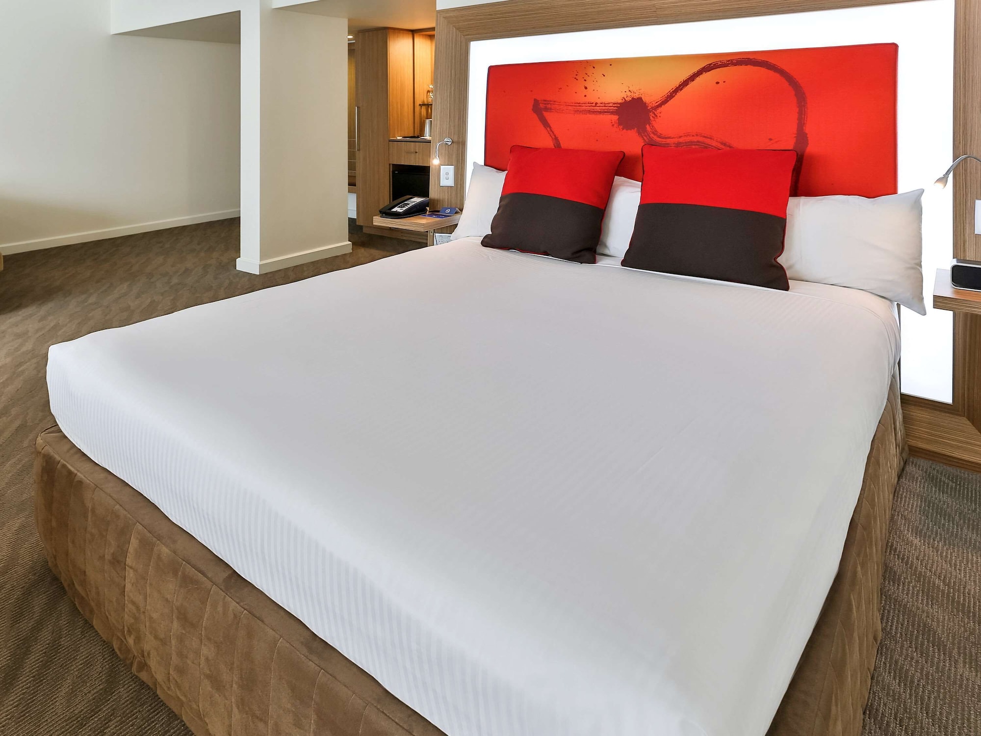 STANDARD, KING BED