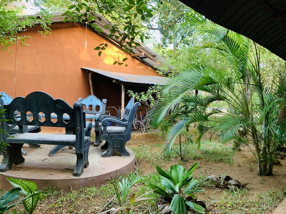 Sisira Natural Lodge 40/50