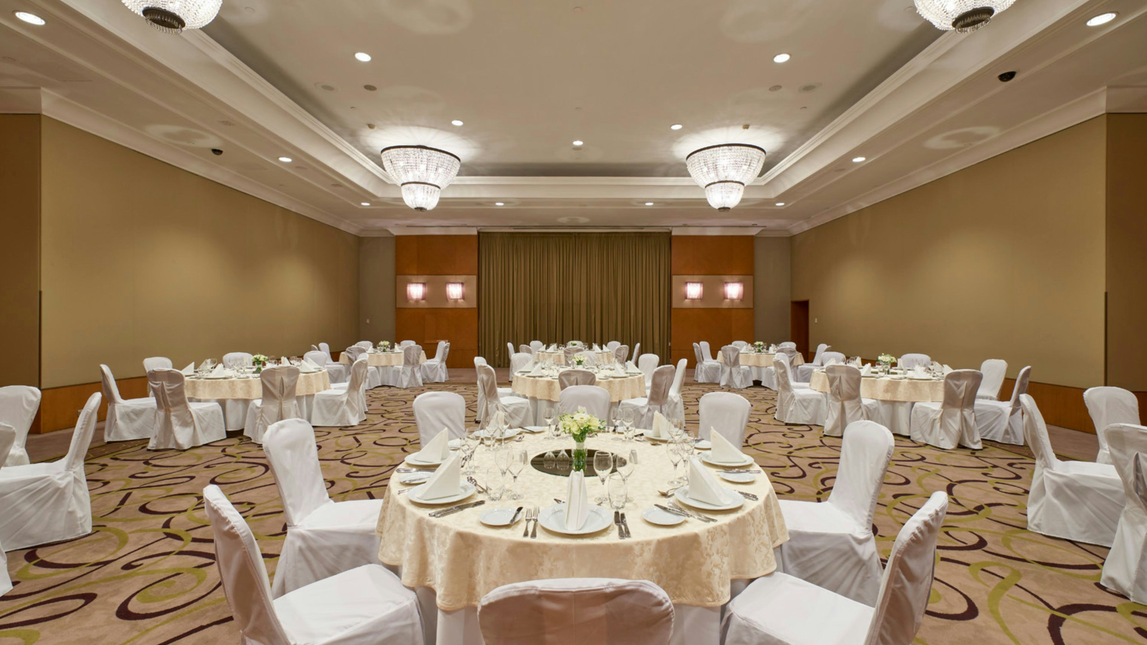 Intercontinental Budapest 66/79