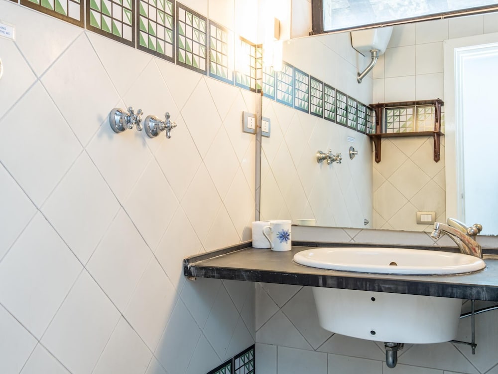 RSH Campo de Fiori Luxury House 29/38
