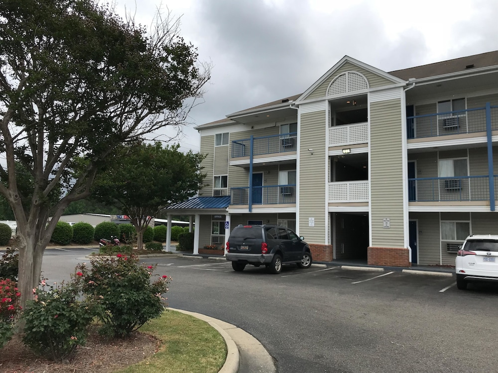 Motel6 Fayetteville, NC - Fort Liberty Area 51/59