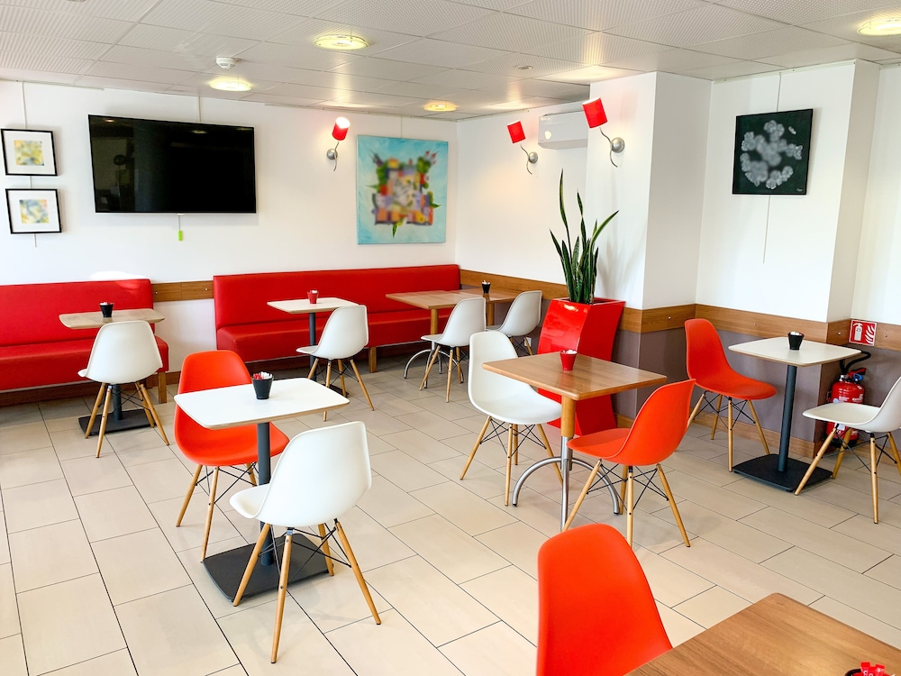 restaurant-cafeteria