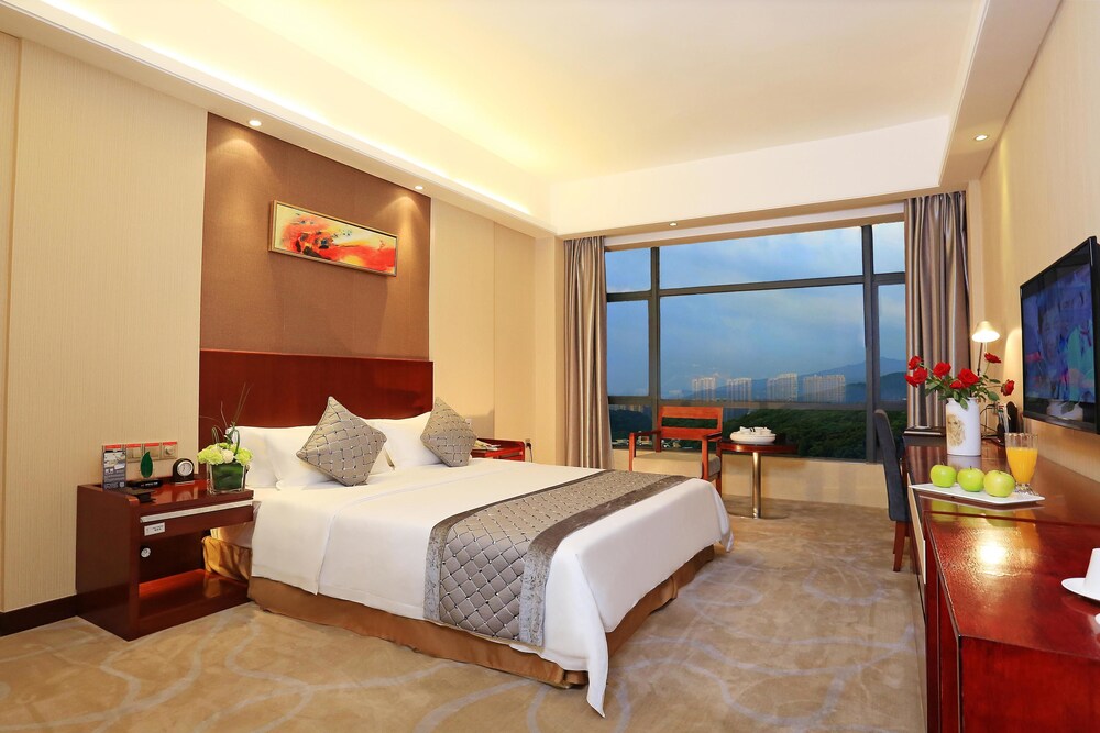 Ramada by Wyndham Longyan 12/55
