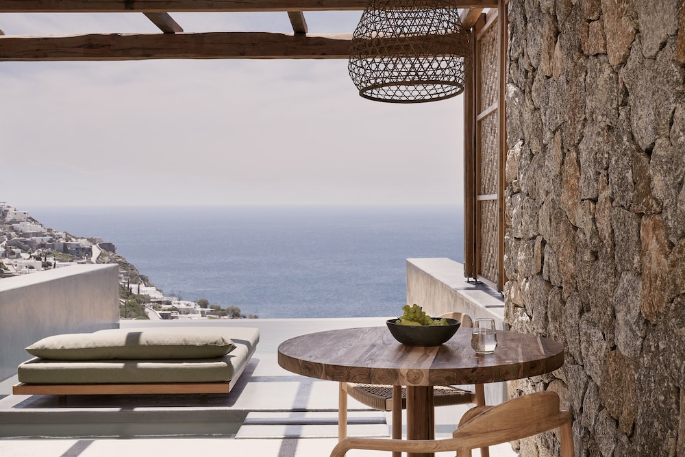 Archipelagos All Suites 45/50