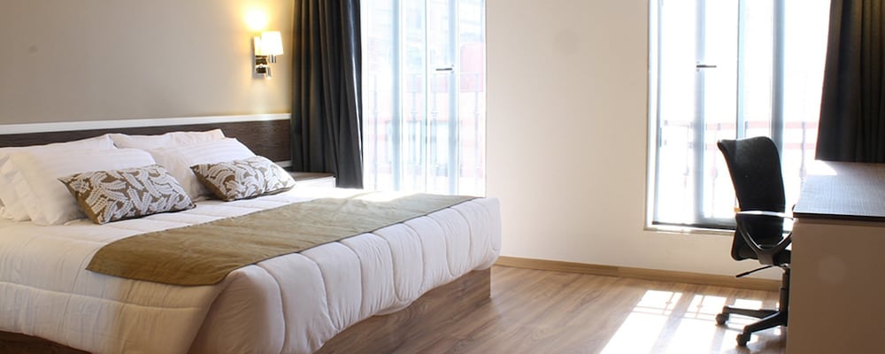 غرفة بسرير كينج، Hotel Plaza Revolucion 3/5