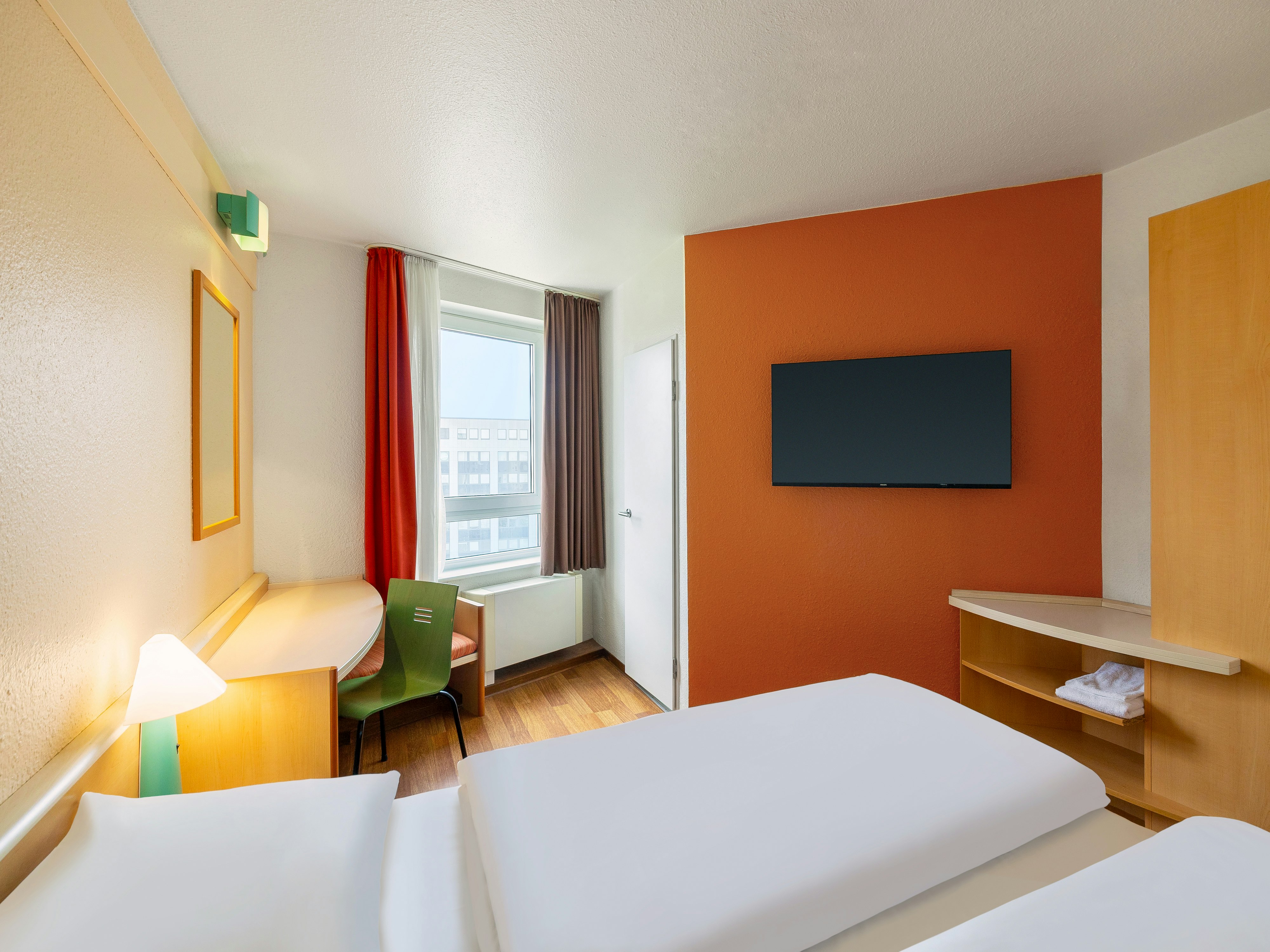 B&B HOTEL Bochum Hbf-Sud 14/56
