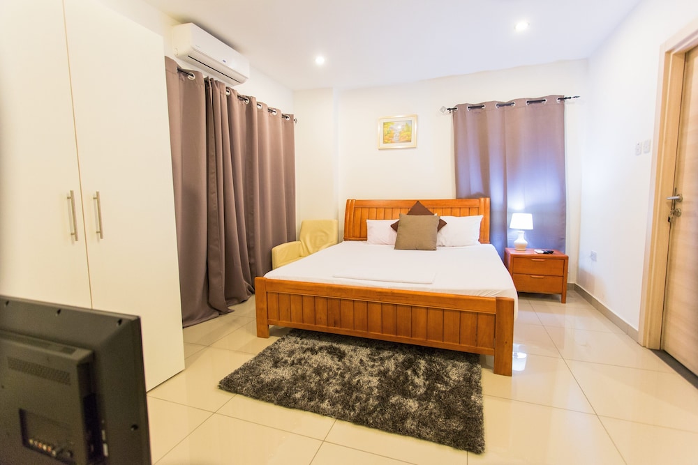 Accra Luxury Apartments 21/50