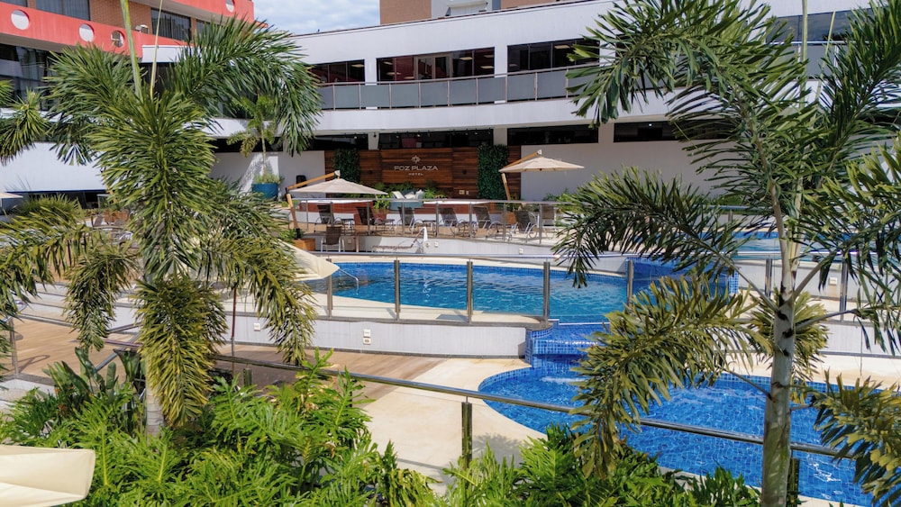 Foz Plaza Hotel 72/76