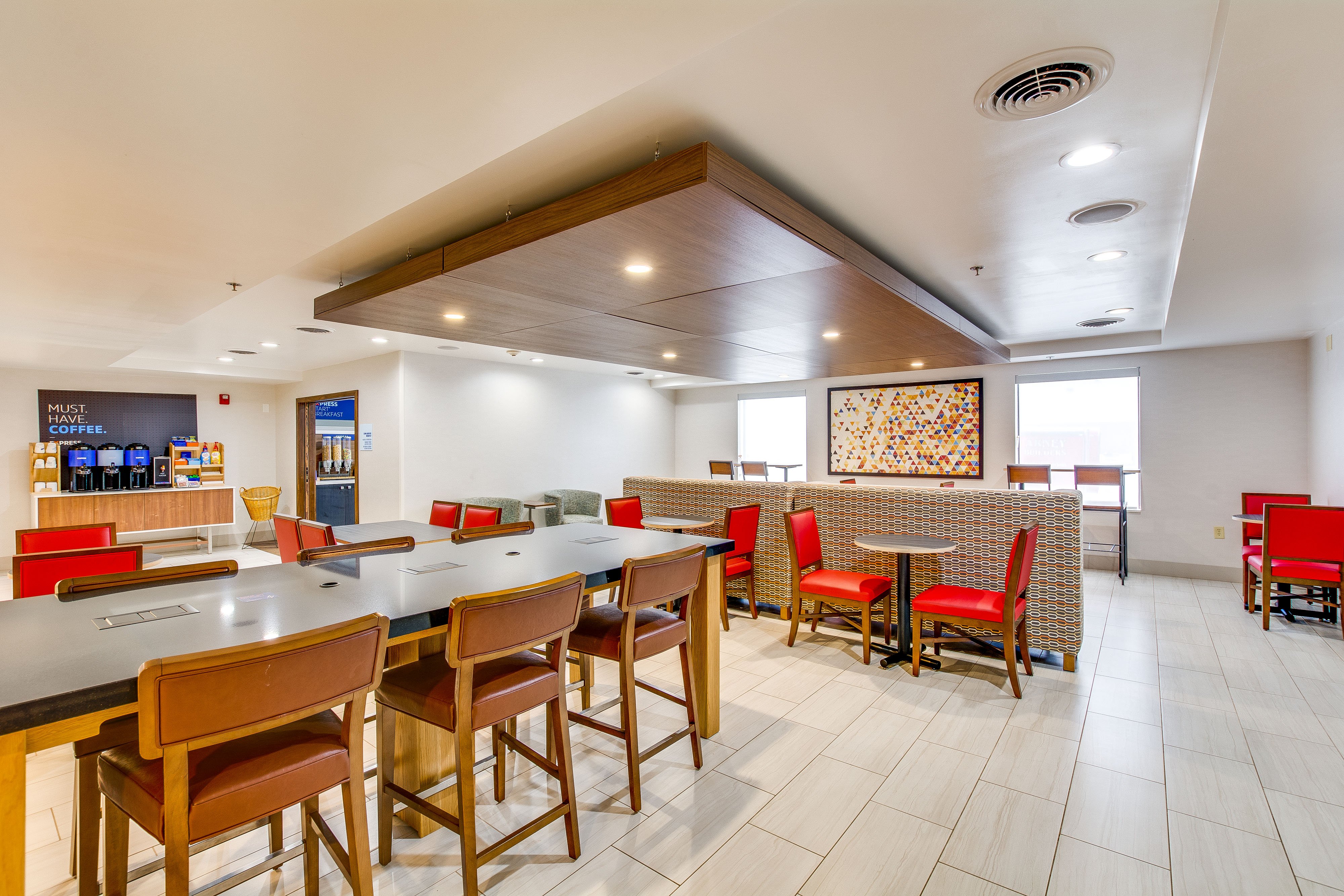 Holiday Inn Express Vincennes 36/54
