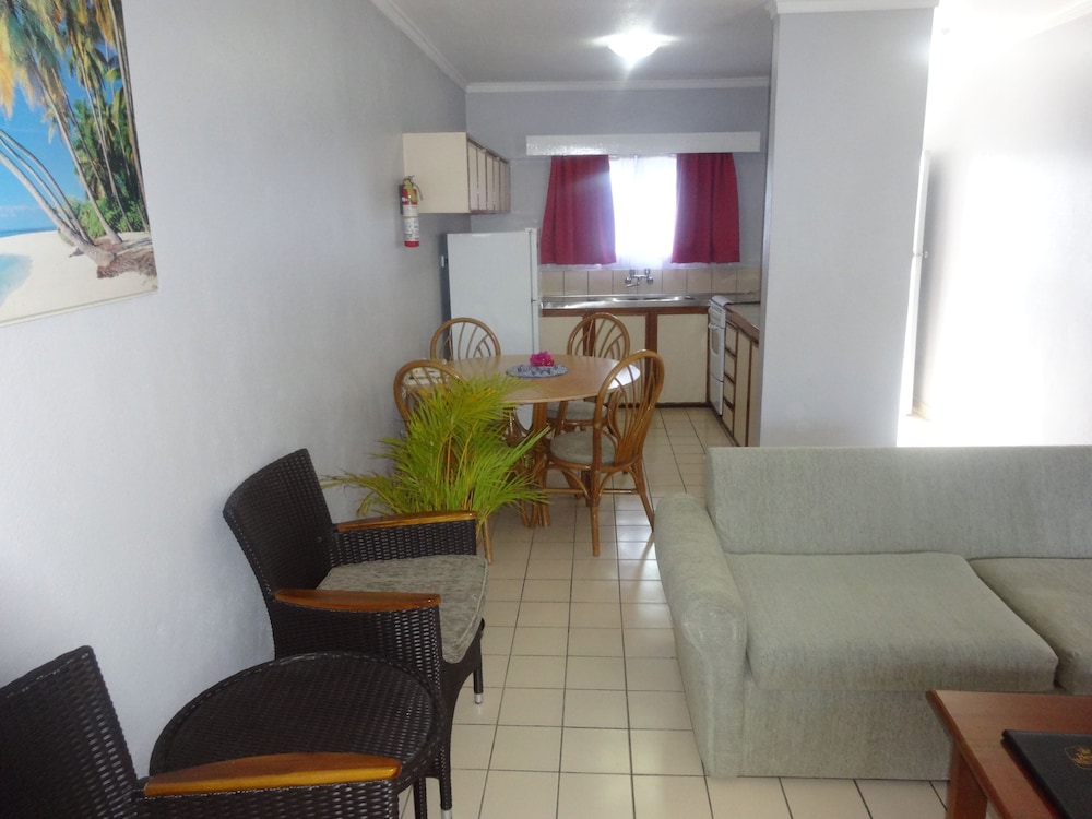 Suva Motor Inn 30/50