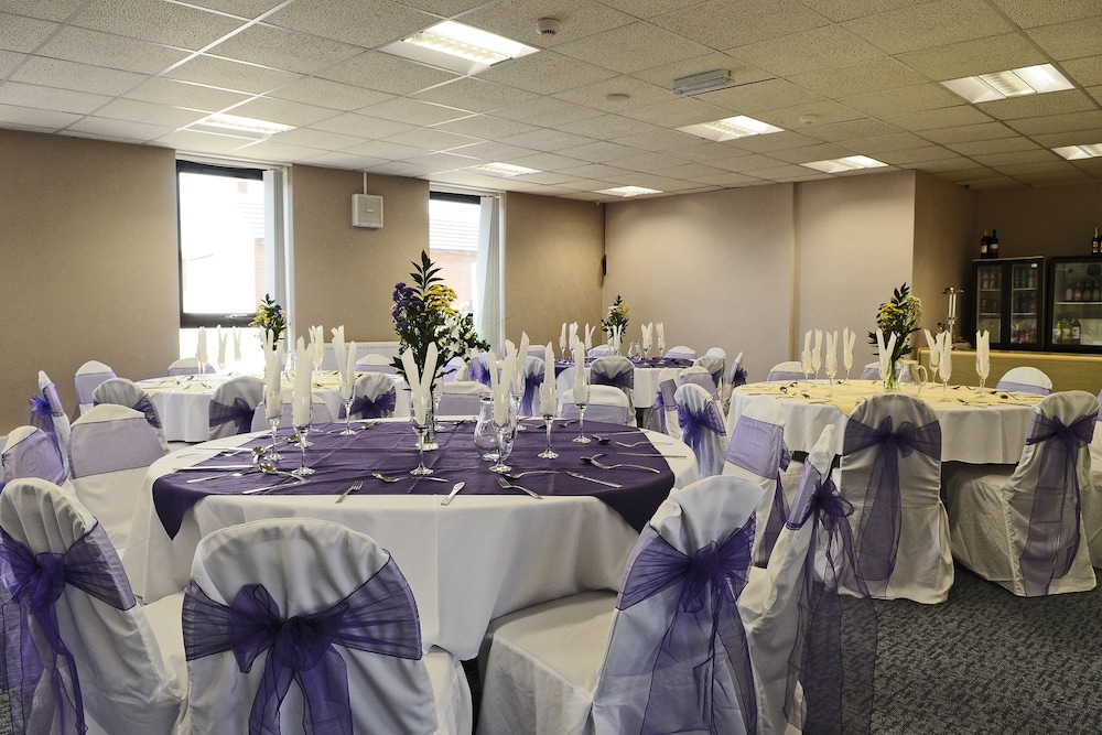 Star Anglia Hotel City Center by OYO 25/32