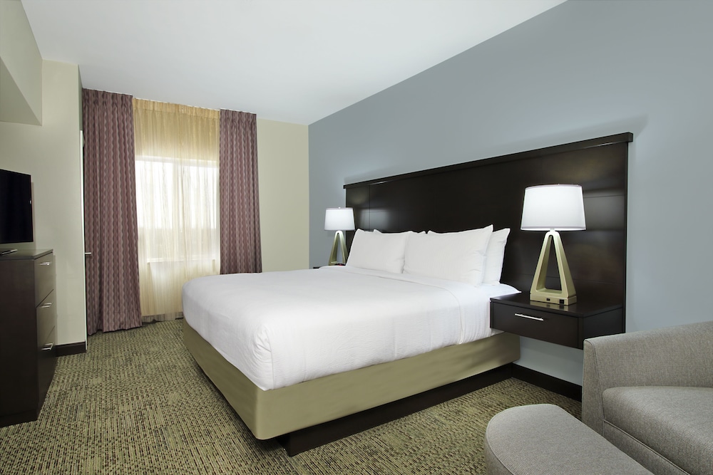 Studio, Suite, Queen Bed, Sofa, Accessible