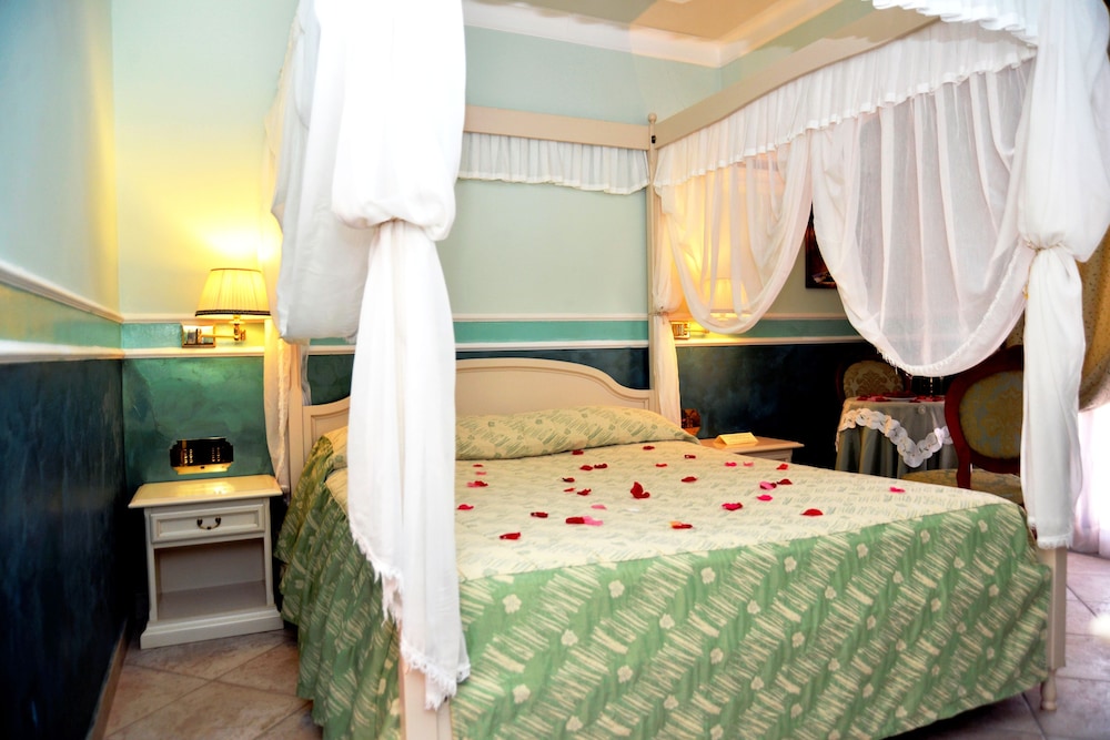 Afrodite Boutique Hotel 17/64
