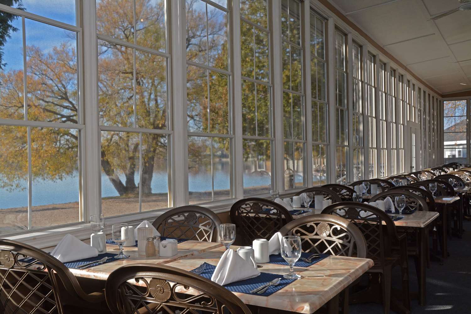 Isaiah Tubbs Resort & Conference Centre 13/20